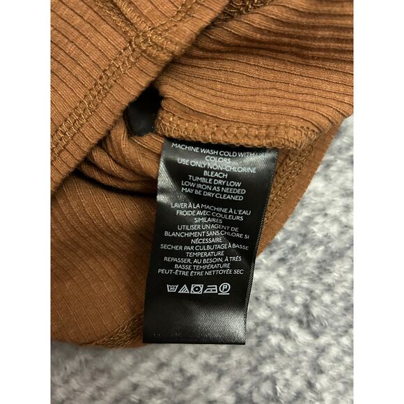 Urban Outfitters Brown Sleeveless Collared Blouse - Picture 8 of 11